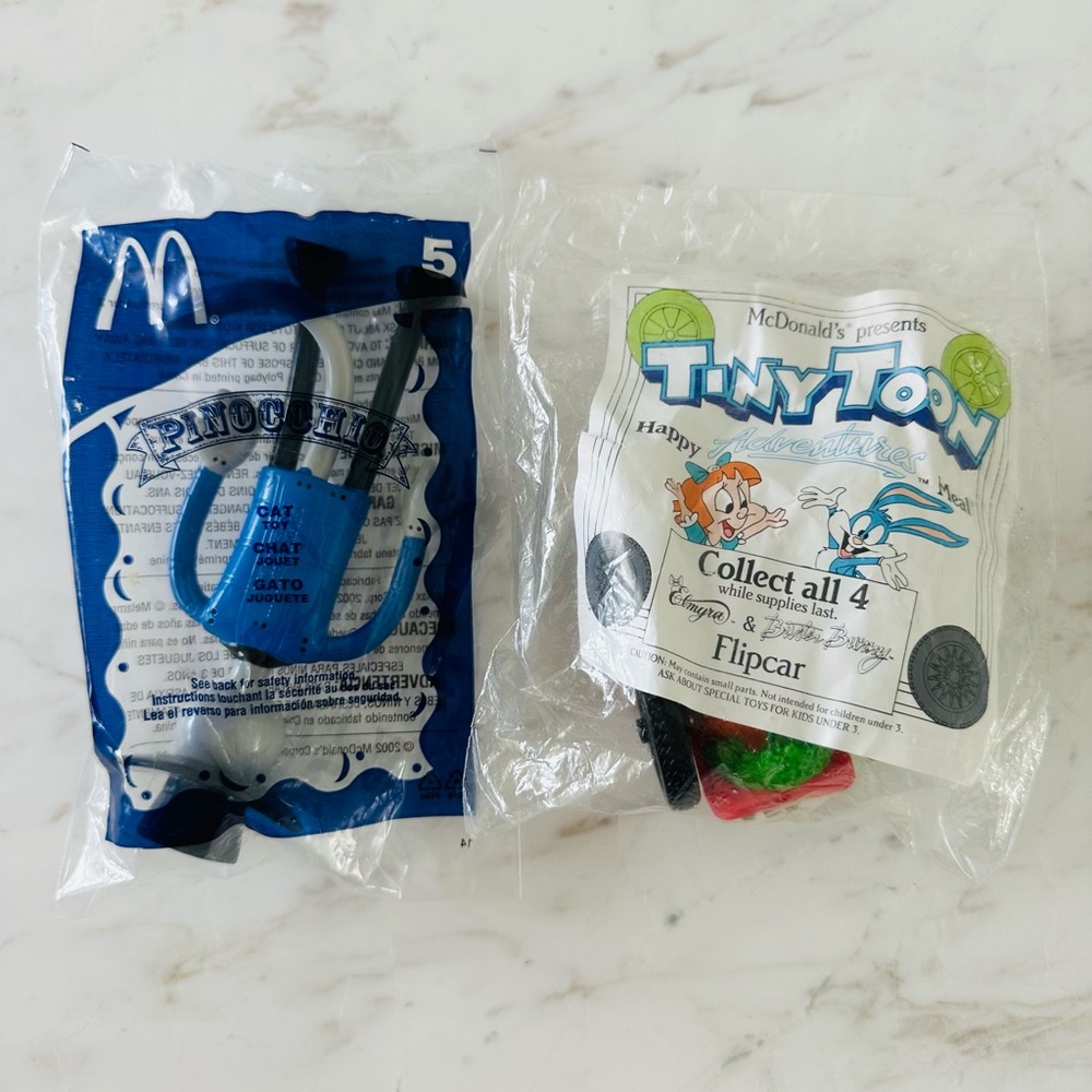 Vintage McDonald's Tiny Toon Adventures Flipcar & Pinocchio Cat Happy Meal Toys